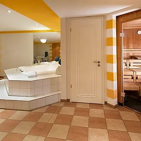 Residenz Hotel 4*