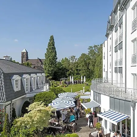 Residenz فندق
